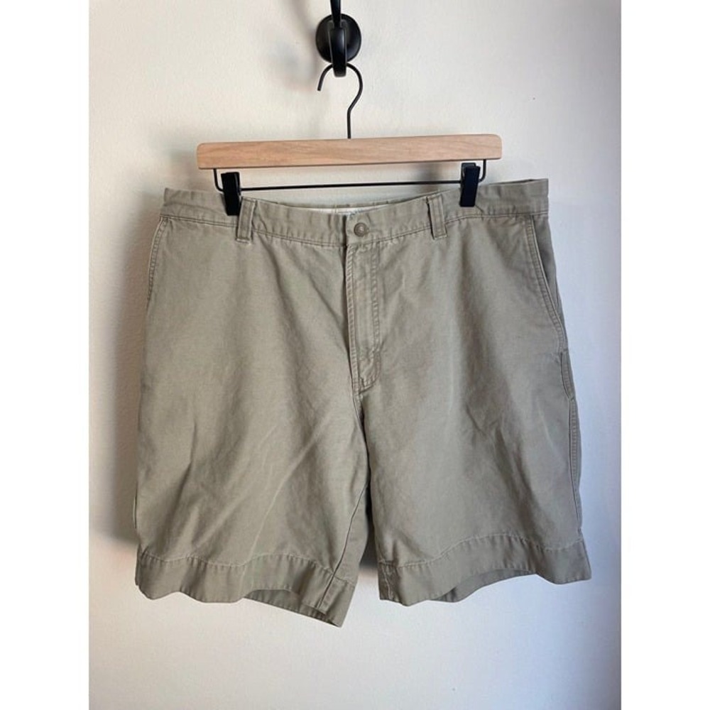 Men's Columbia‎ shorts size 38